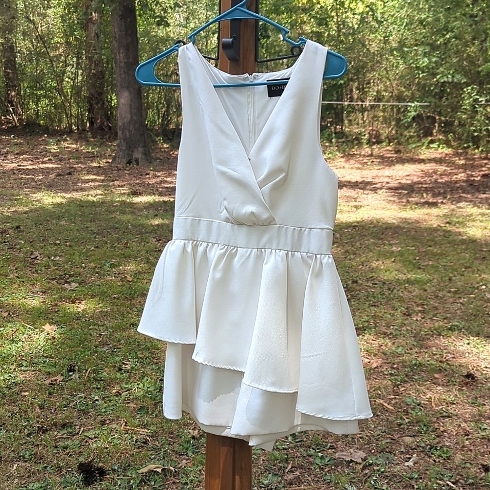 Euc Dobe White Ruffle One Piece Romper